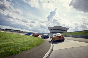 Pilot Onroad im Porsche Experience Center Leipzig